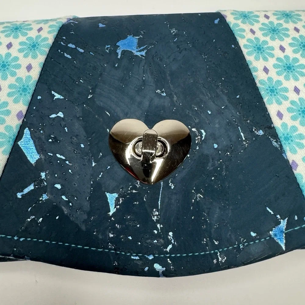 New Handmade quilted multifunction accordion wallet Soft shabby chic boho‎ heart